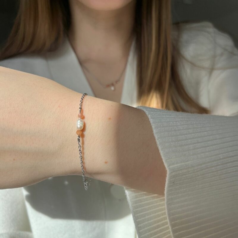 minimalistický náramek sluneční kámen