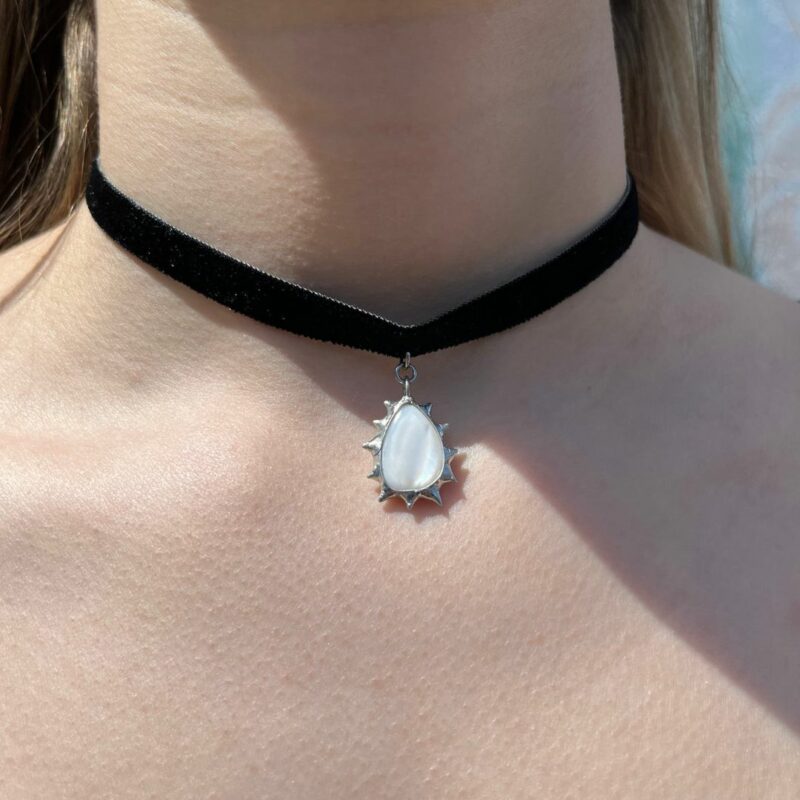 náhrdelník Chocker - Slzička z perleti